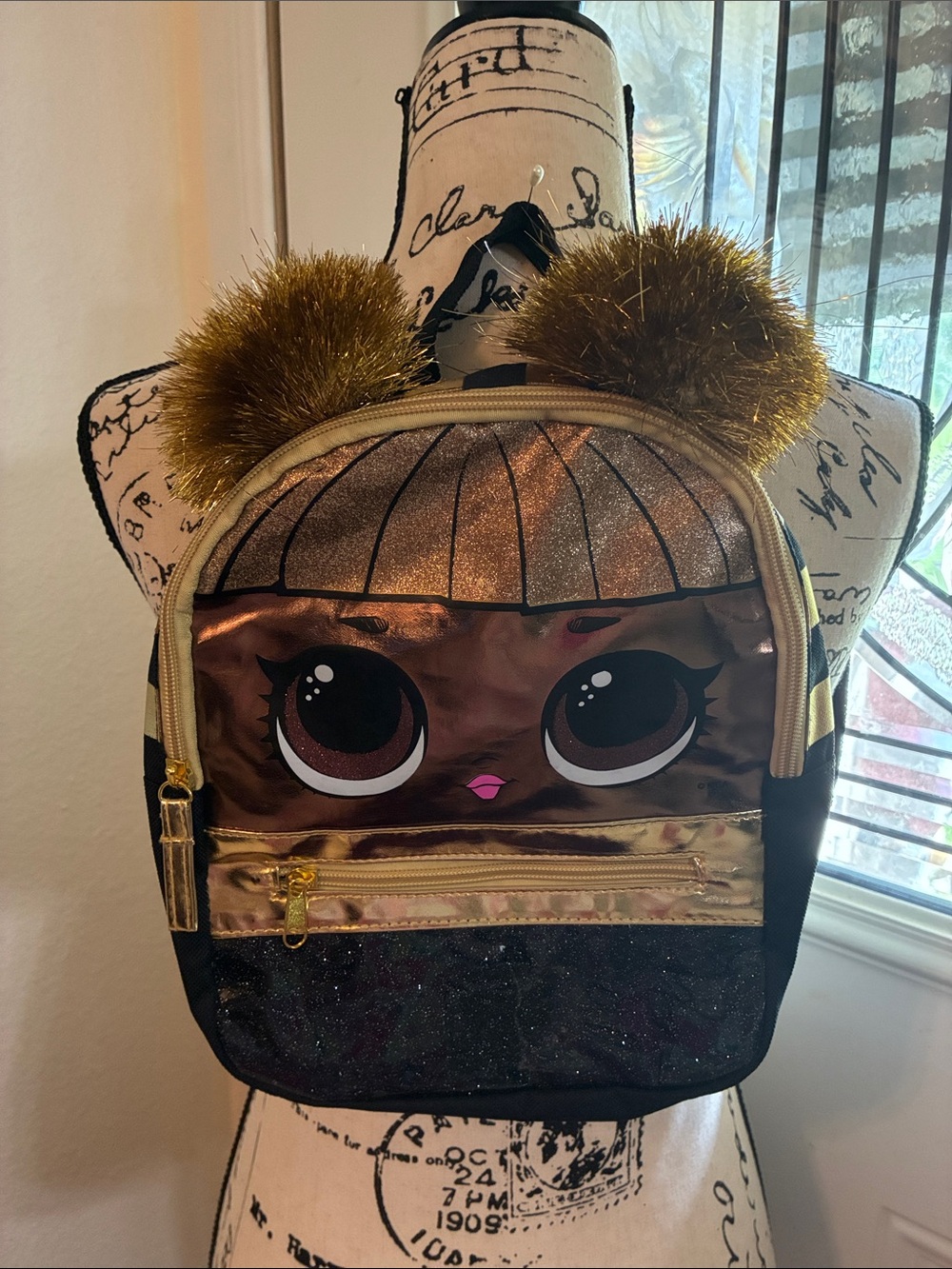 L.O.L. Surprise! Gold and Black Sparkle Kids Backpack with Pom-Pom Ears-NWOT’S